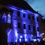 Sebalder Pfarrhof bei der Nürnberger Blauen Nacht