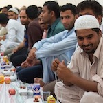 Fastenbrechen im Ramadan, epd/F
