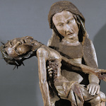 Gotische Plastik, um 1300. Sog. “Roettgen-Pieta”. Holz. Bonn, Rheinisches Landesmuseum.